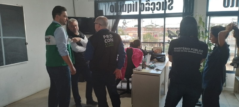 A carga de dez mil litros vendida por R$4 mil era coletada de hidrantes