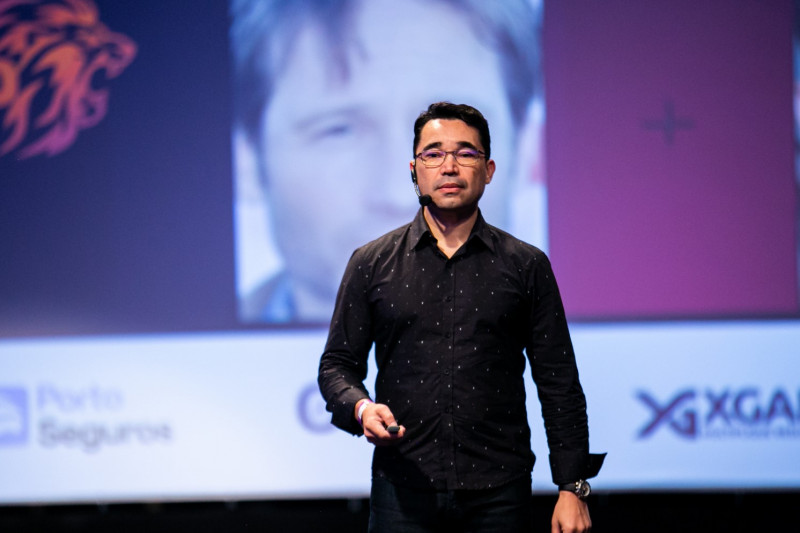 Sandro Eduardo, professor, empreendedor e especialista em Inteligência Comunicacional