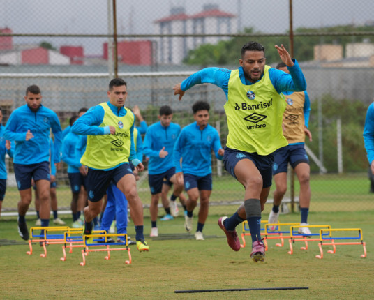 De volta aos gramados, Grêmio tem jogo decisivo contra o The Strongest