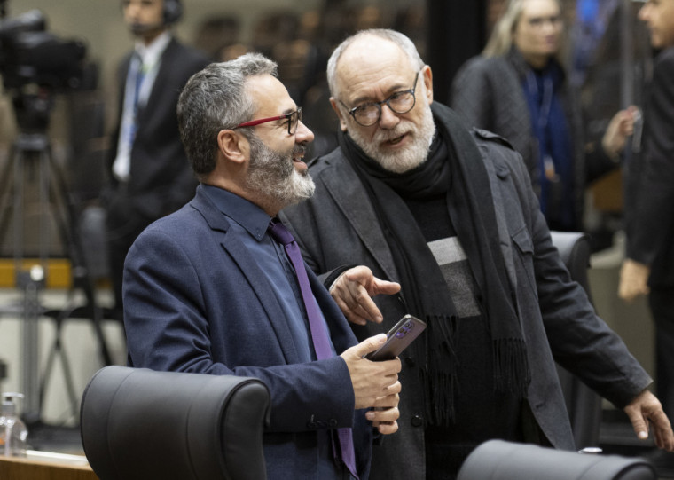 Vereadores da bancada do PSOL protocolaram projetos de políticas habitacionais, tema que também pautou reunião da Cuthab