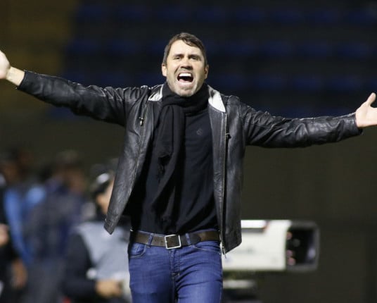 Internacional demite o técnico Eduardo Coudet após derrota para o Juventude