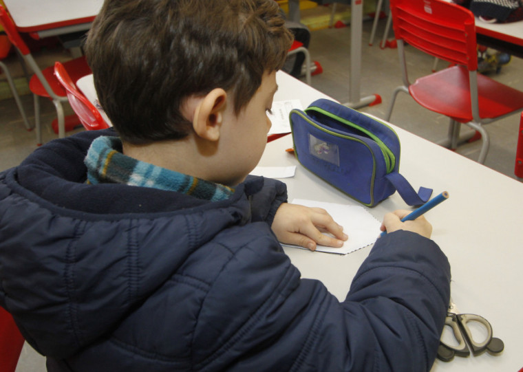 Taxa de escolarização de crianças de até três anos é de 39%