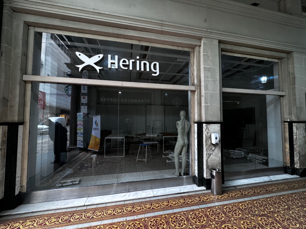 PATR&Iacute;CIA COMUNELLO/ESPECIAL/JC