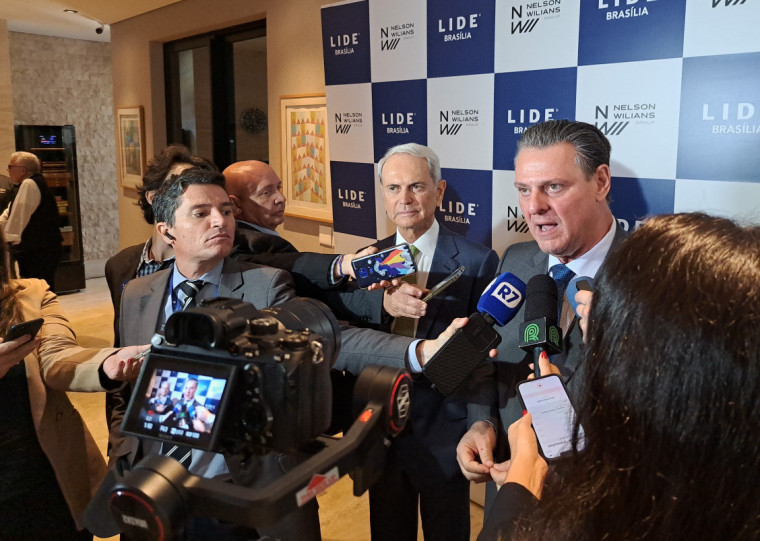 Carlos Fávaro afirmou que "para acalmar o mercado, estamos abrindo o edital de importação"