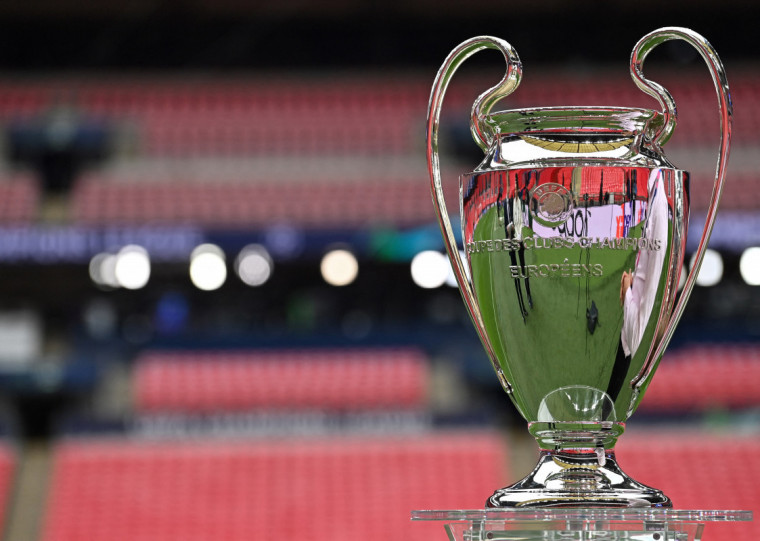 Grande decisão em Wembley marca a saída de Kroos do Madrid e Reus do Dortmund