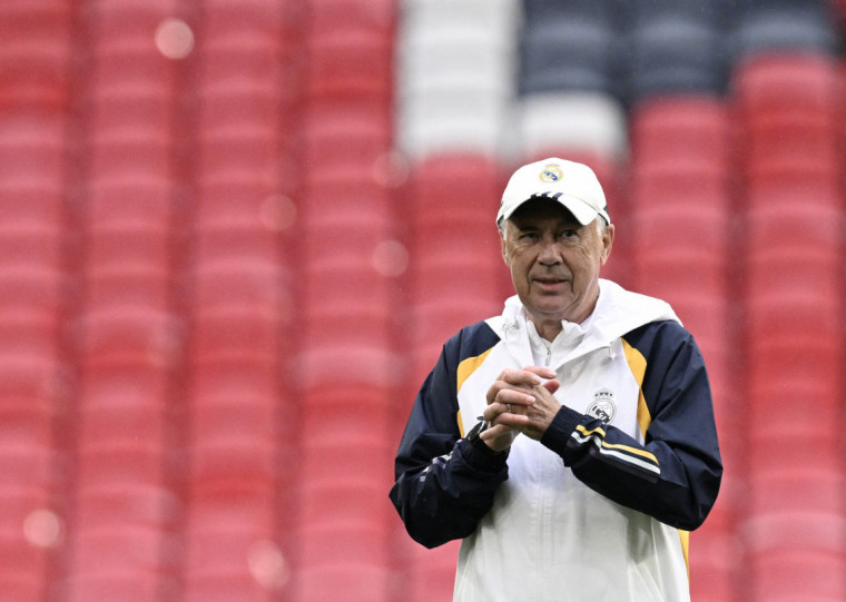 Ancelotti irá recorrer ao espanhol, mas já avisou que aprenderá o português