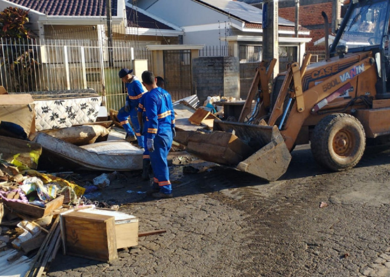 Prefeitura contabiliza mais de 35 mil casas atingidas pelos alagamentos