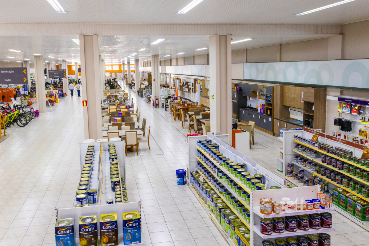 {'nm_midia_inter_thumb1':'https://www.jornaldocomercio.com/_midias/jpg/2024/06/02/206x137/1_minuto_varejo_comercio_tintas_material_construcao_taqi_loja_jornal_do_comercio-10585421.jpg', 'id_midia_tipo':'2', 'id_tetag_galer':'', 'id_midia':'665d0c4b2af2d', 'cd_midia':10585421, 'ds_midia_link': 'https://www.jornaldocomercio.com/_midias/jpg/2024/06/02/minuto_varejo_comercio_tintas_material_construcao_taqi_loja_jornal_do_comercio-10585421.jpg', 'ds_midia': 'minuto varejo - comércio - tinta - material de construção - taqi loja - 0grupo herval ', 'ds_midia_credi': 'LOJAS TAQI/DIVULGAÇÃO/JC', 'ds_midia_titlo': 'minuto varejo - comércio - tinta - material de construção - taqi loja - 0grupo herval ', 'cd_tetag': '1', 'cd_midia_w': '1200', 'cd_midia_h': '800', 'align': 'Left'}