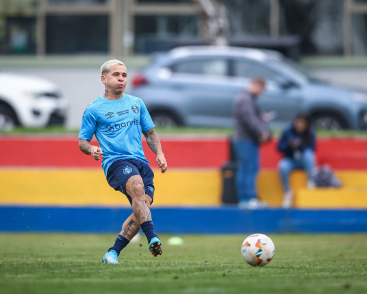 Grêmio entra em campo mirando a liderança do grupo na Libertadores
