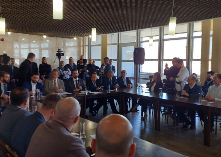 A solenidade de repasse do valores arrecadados ocorreu na manhã desta sexta-feira (7), na sede do Palácio da Justiça