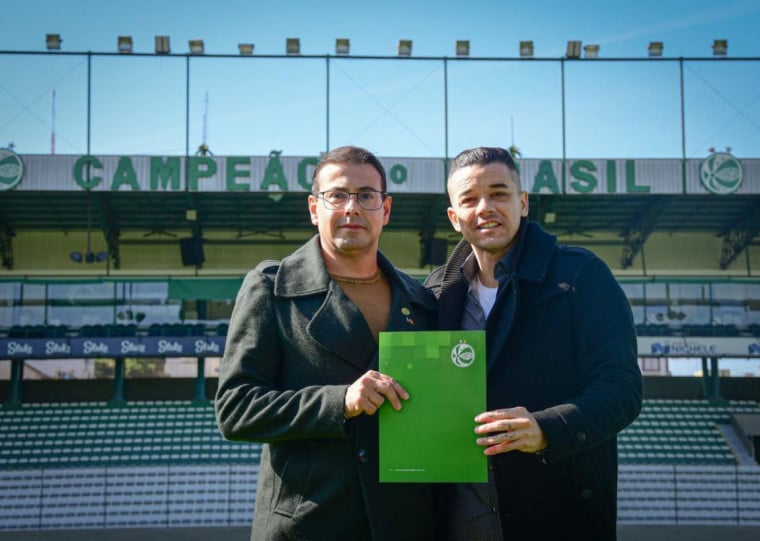 Patrono do evento, D'Alessandro levou o Lance de Craque para o estádio Alfredo Jaconi