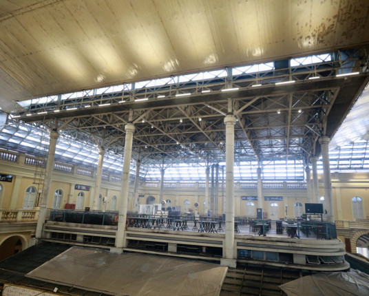 Mercado Público de Porto Alegre marca data para reabrir pós-inundação