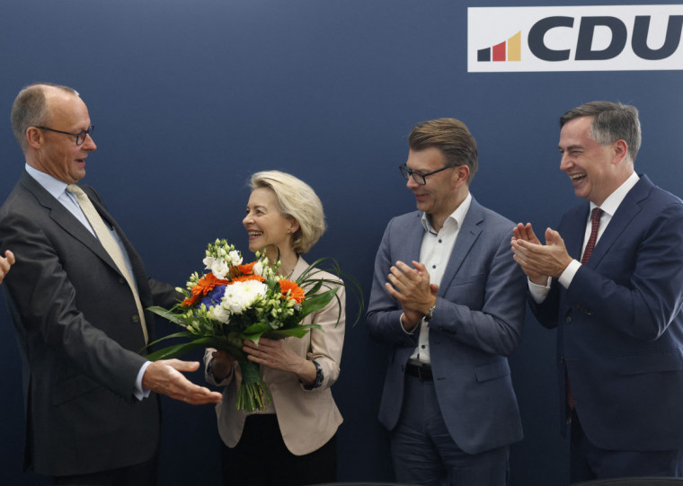 Presidente Ursula Von der Leyen deve seguir para um segundo mandato