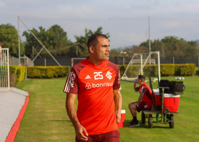 Suspenso, Mercado é desfalque contra o São Paulo nesta quinta, no estádio Heriberto Hülse