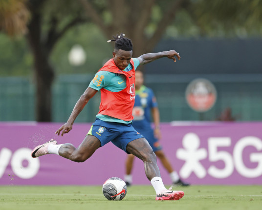 Brasil enfrenta os Estados Unidos no último amistoso antes da Copa América
