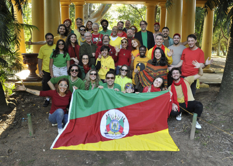 Entre 25 e 30 de junho, projeto Deu Pra Ti Baixo Astral promove dez apresentações teatrais no Teatro do CIEE-Banrisul, em prol das vítimas das enchentes