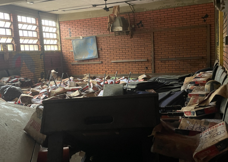 Nível da água passou dos 3 m e danificou as salas de aula