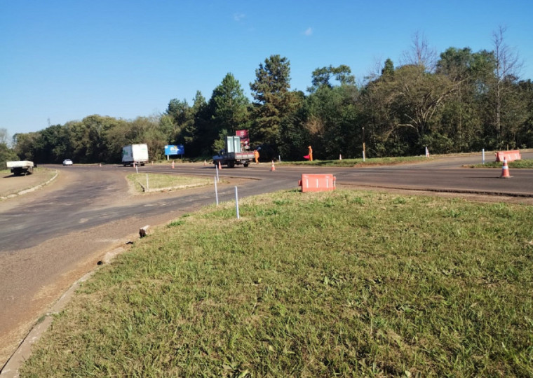 A intenção é diminuir o número de acidentes no trevo