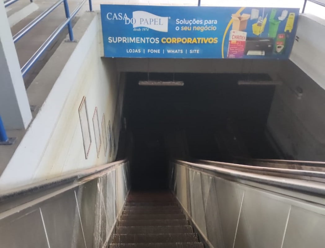 {'nm_midia_inter_thumb1':'https://www.jornaldocomercio.com/_midias/jpg/2024/06/12/206x137/1_minuto_varejo_trensurb_mercado_lixo_limpeza_jornal_do_comercio-10601164.jpeg', 'id_midia_tipo':'2', 'id_tetag_galer':'', 'id_midia':'66699b6400e22', 'cd_midia':10601164, 'ds_midia_link': 'https://www.jornaldocomercio.com/_midias/jpg/2024/06/12/minuto_varejo_trensurb_mercado_lixo_limpeza_jornal_do_comercio-10601164.jpeg', 'ds_midia': 'Minuto Varejo - Trensurb Esta&ccedil;&atilde;o Mercado - lixo - limpeza - Centro Hist&oacute;rico - Inunda&ccedil;&atilde;o - clima ', 'ds_midia_credi': 'TRENSURB/DIVULGA&Ccedil;&Atilde;O/JC', 'ds_midia_titlo': 'Minuto Varejo - Trensurb Esta&ccedil;&atilde;o Mercado - lixo - limpeza - Centro Hist&oacute;rico - Inunda&ccedil;&atilde;o - clima ', 'cd_tetag': '58', 'cd_midia_w': '1048', 'cd_midia_h': '802', 'align': 'Left'}