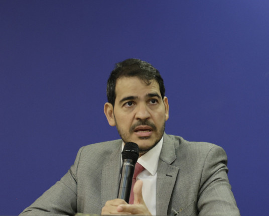 Governo deve recorrer contra decisão de Dino sobre emendas em aceno a congressistas