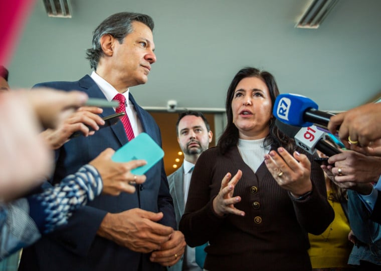 Simone poder&aacute; ser candidata na chapa do ex-ministro da Fazenda Fernando Haddad