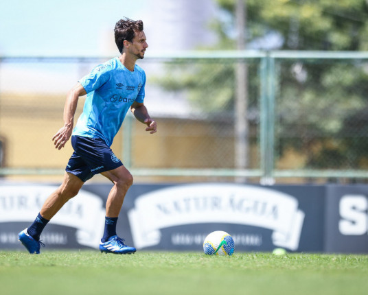 Grêmio encara o Fortaleza precisando voltar a vencer para sair do Z-4