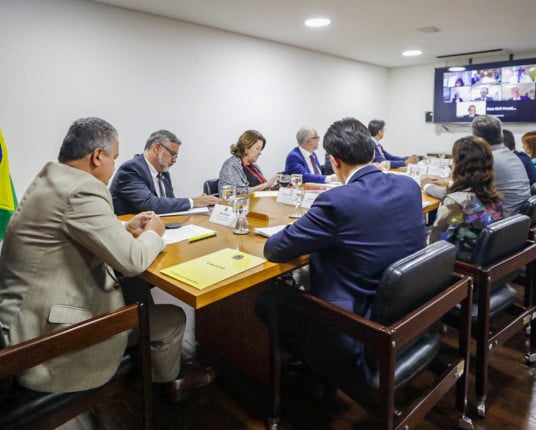 Governo diz que diagnóstico da Fraport definirá ajuda para reabrir Salgado Filho