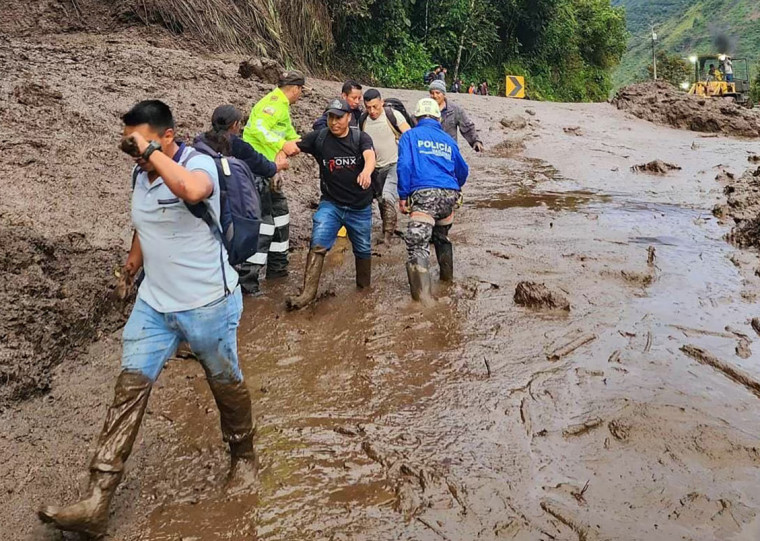 Deslizamento de terra atingiu uma zona tur&iacute;stica da prov&iacute;ncia de Tungurahua

