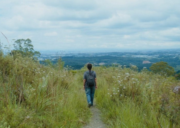 Novo filme de Flora Dias e Juruna Mallon foi realizado no Aeroporto de Guarulhos e arredores e retrata o cotidiano de trabalhadores e as camadas históricas desse território