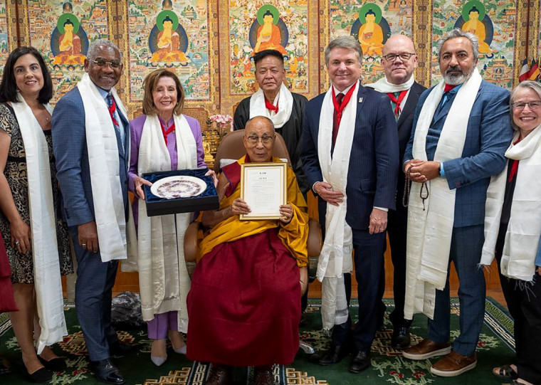 Encontro gerou cr&iacute;ticas da China, que v&ecirc; o l&iacute;der espiritual do budismo tibetano como um perigoso separatista