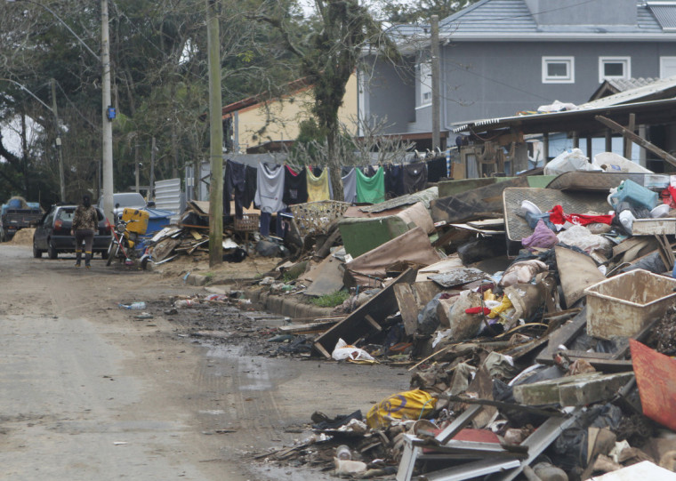 Moradores de áreas de risco são aconselhados a buscar locais seguros ou solicitar abrigo temporário 