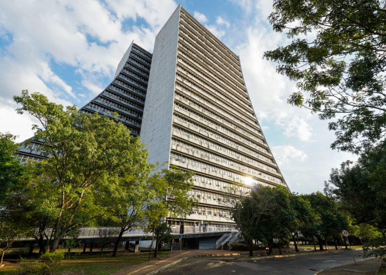 Vagas para Ensino Médio e Ensino Superior abrangem 58 especialidades diferentes