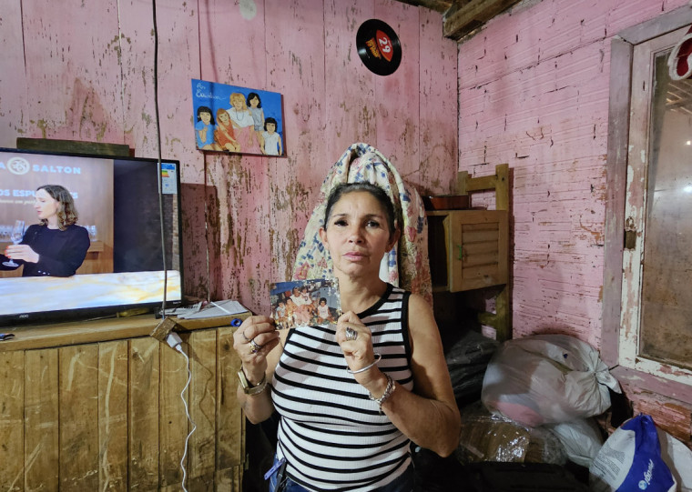 Janaína e a foto com a mãe, Eva, e as irmãs - 'as Evinhas'