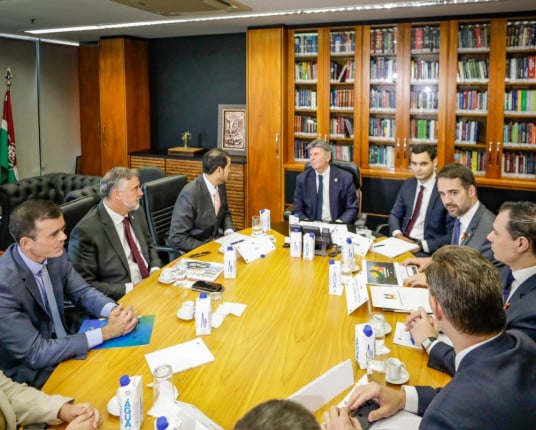 Sem avanço sobre dívida do RS, União fará antecipação de ICMS e precatórios