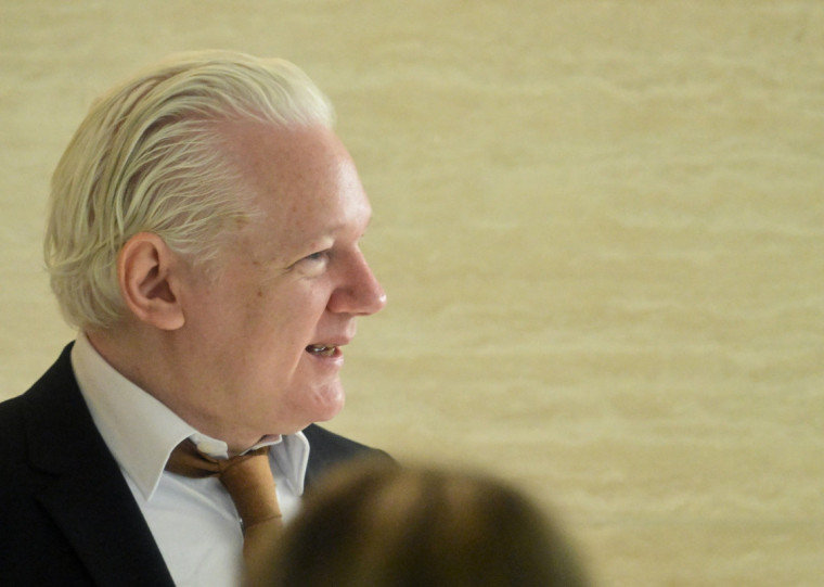 WikiLeaks divulgou quase meio milh&atilde;o de documentos sobre &agrave;s guerras dos EUA no Iraque e Afeganist&atilde;o