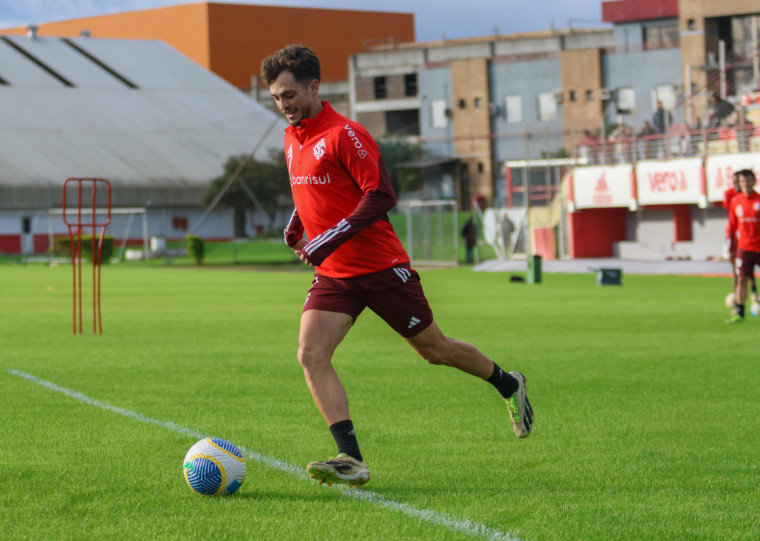 Hyoran pode voltar ao time titular, a depender da condição de Alan Patrick