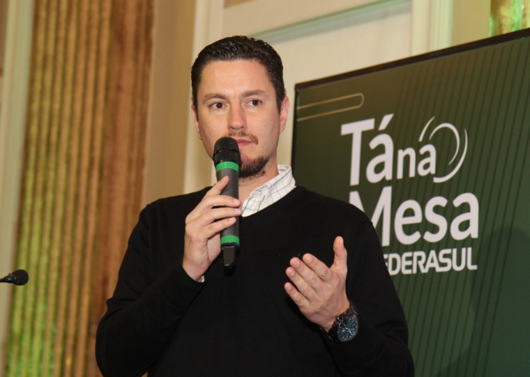 Marcelo Arruda defende que classe média seja incluída em programas assistenciais do governo federakl