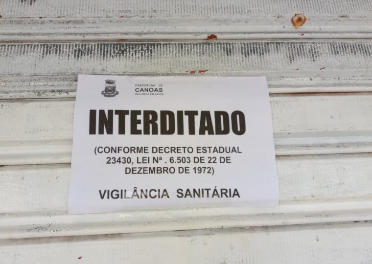 Estabelecimento foi fechado, e proprietários terão que adequar estoque