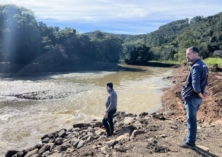 Gabinete itinerante chegou ao município do Vale do Paranhana para ver estragos causados pela enchente