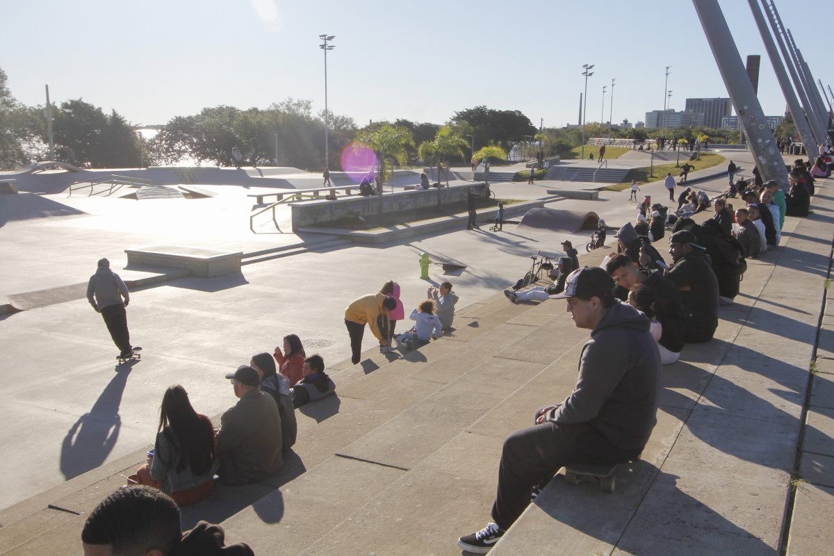 A pista de skate no trecho 3 da Orla n&atilde;o registrou problemas e atraiu frequentadores