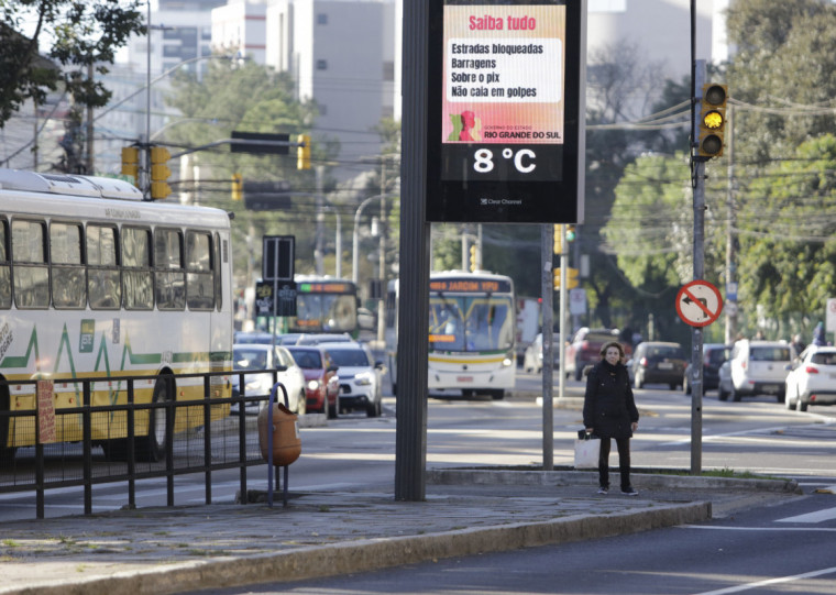 Baixas temperaturas serão acompanhadas de pancadas de chuva até o final de semana