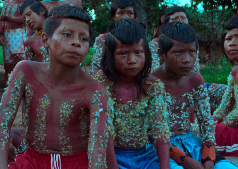 Filme dirigido por Renée Nader Messora e João Salaviza está em cartaz nos cinemas brasileiros