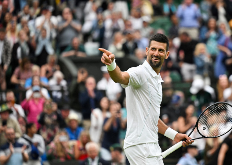 Voltando de uma lesão no joelho, Novak Djokovic afastou as dúvidas e venceu Vit Kopriva, em Wimbledon