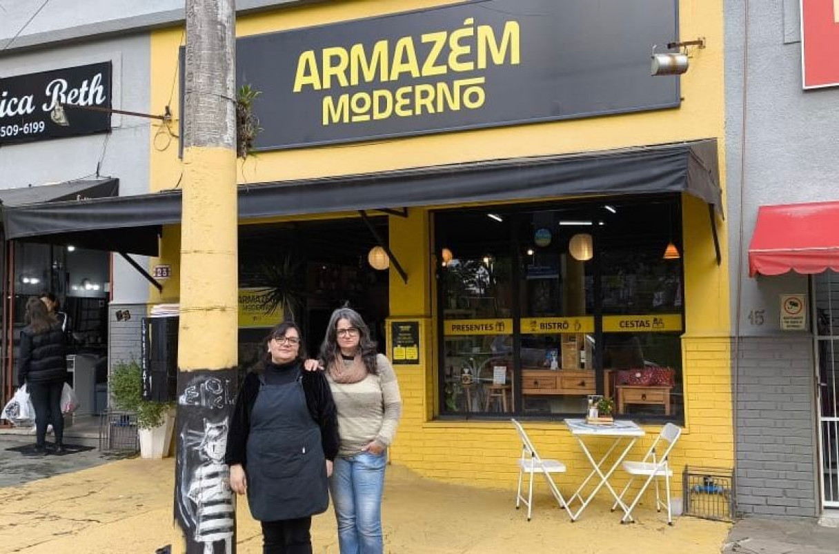 Mirela e Raquel querem manter a loja no endere&ccedil;o atual onde tem forte rela&ccedil;&atilde;o com a comunidade