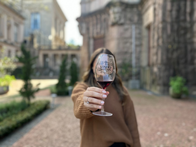 Evento, que normalmente ocorre no Cais Embarcadero, será realizado pela primeira vez na Catedral Metropolitana, no Centro Histórico Foto: DIVULGAÇÃO VINHO NO CAIS / REPRODUÇÃO / JC