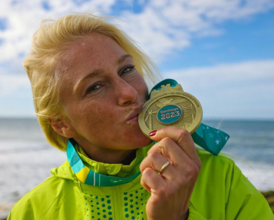 Tatiana Weston-Webb é uma das apostas do Brasil para medalha olímpica no surfe
