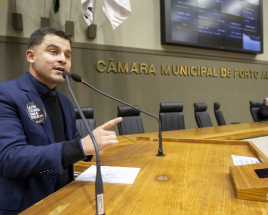 Concursos públicos de Porto Alegre abordarão direitos humanos e combate ao preconceito