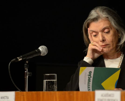 Cármen Lúcia defende maior representatividade feminina no Supremo Tribunal Federal