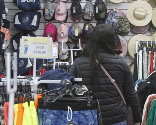 Desemprego cai em 15 estados no segundo trimestre de 2024