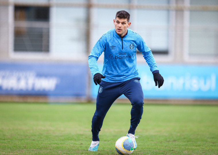 Kannemann deve ser novidade na equipe titular em Caxias do Sul